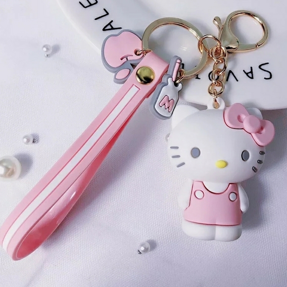 Hello Kitty Keychain - Picture 2 of 2